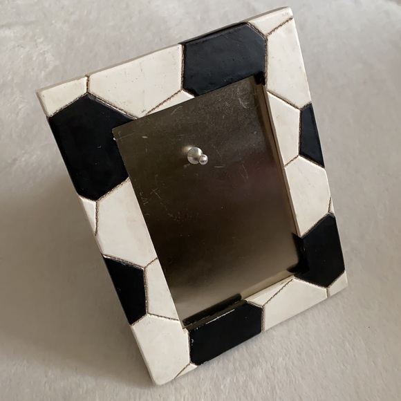 Midwest of Cannon Falls | Soccer Pattern Magnetic Picture Frame Black/White - Picture 3 of 13